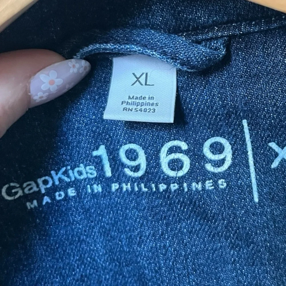 GapKids 1969 Classic Denim Jacket – XL